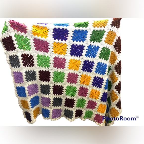 Beautiful Vintage Crochet Boho Afghan - Picture 2 of 3
